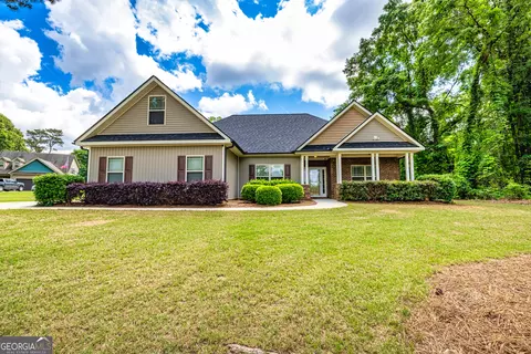 117 White Oak Ct, Jackson, GA 30233