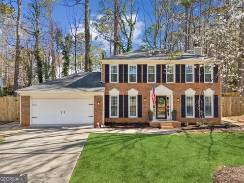 2110 Laurel Mill Way, Roswell, GA 30076