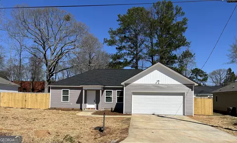 306 Coleman Blvd, Warner Robins, GA 31088