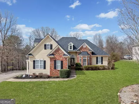 31 Roberson Dr NE, Cartersville, GA 30121