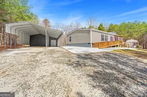 495 Chandler Place Dr, Lavonia, GA 30553