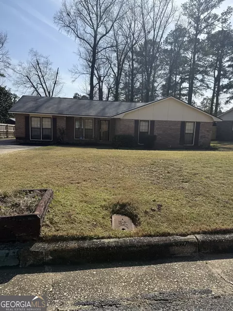 5616 Monmouth Dr, Columbus, GA 31907