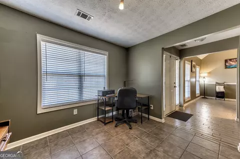 39 Thorne Berry Dr, Hampton, GA 30228 photo 4