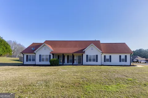 39 Thorne Berry Dr, Hampton, GA 30228