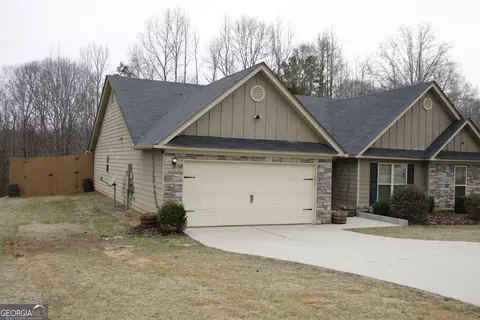 Exterior - 498 Redtail Rd, Jefferson, GA 30549 photo 6 of 6