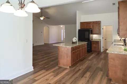 Kitchen - 498 Redtail Rd, Jefferson, GA 30549 photo 2 of 3