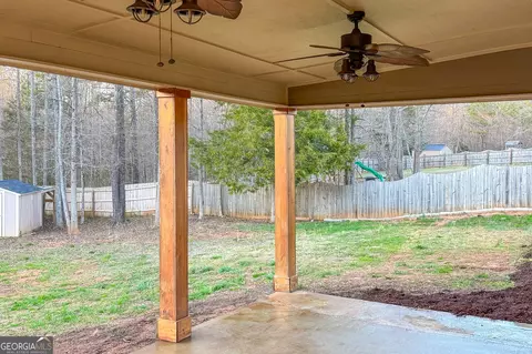 Exterior - 498 Redtail Rd, Jefferson, GA 30549 photo 3 of 6