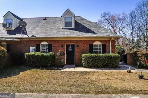 906 Little Bear Cv NE, Conyers, GA 30012