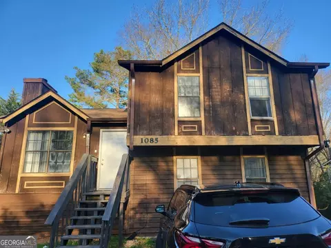1085 Mainstreet Valley Dr, Stone Mountain, GA 30088