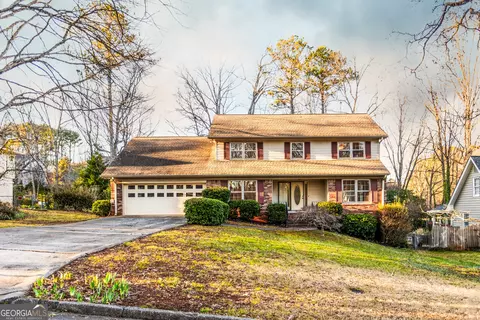 4026 Menlo Way, Atlanta, GA 30340