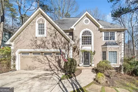 217 Colonial Dr, Woodstock, GA 30189