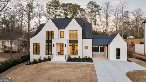 906 Fairfield Dr, Marietta, GA 30068