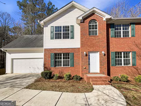 2011 Sandlake Dr SW, Atlanta, GA 30331