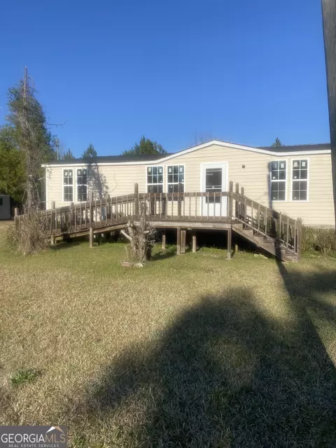 320 Pecan Pl, East Dublin, GA 31027