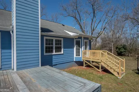Exterior - 4153 Wallace Rd, Pine Mountain, GA 31822 photo 7 of 9