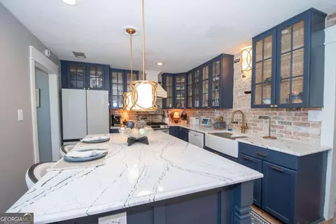 Kitchen - 4153 Wallace Rd, Pine Mountain, GA 31822 photo 3 of 12