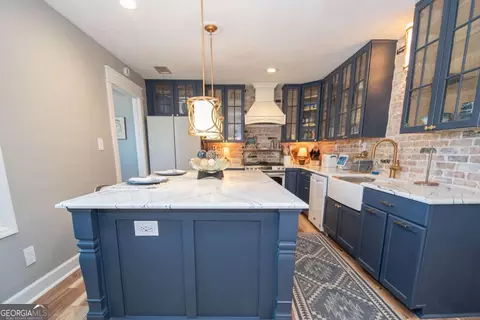 Kitchen - 4153 Wallace Rd, Pine Mountain, GA 31822 photo 2 of 12