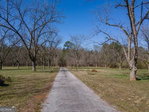 Exterior - 4153 Wallace Rd, Pine Mountain, GA 31822 photo 9 of 9