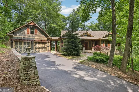 2084 Ridgeview Dr, Big Canoe, GA 30143
