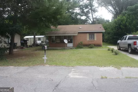208 Suzanne Dr, Warner Robins, GA 31093