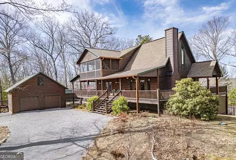 322 Boot Legger Rd, Morganton, GA 30560