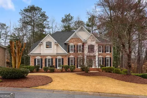 727 Vinings Estates Dr SE, Mableton, GA 30126