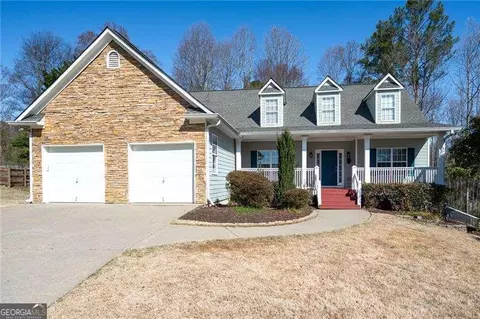 105 Condor Ct, Woodstock, GA 30188