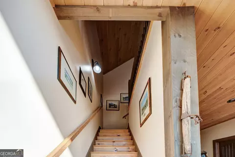 Entry Way - 626 Rustic Barn Trl, Morganton, GA 30560 photo 3 of 3