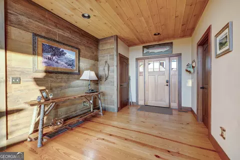 Entry Way - 626 Rustic Barn Trl, Morganton, GA 30560 photo 2 of 3