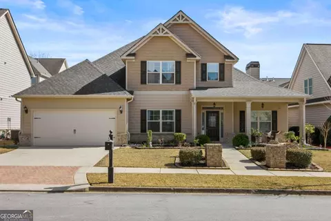 644 Crystal Cove Ct, Loganville, GA 30052