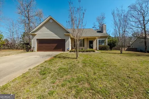 345 Amanda Dr, Gray, GA 31032