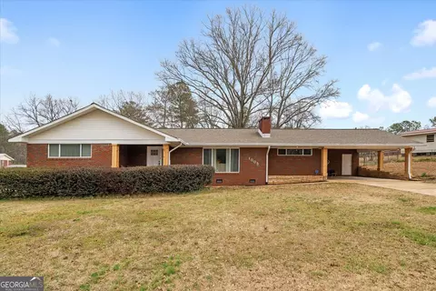 1005 Locke Dr, Oxford, AL 36203