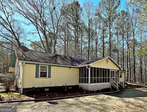 179 Suburban Dr, Temple, GA 30179