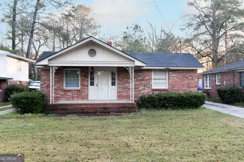 707 Church St, Claxton, GA 30417