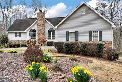 674 Upper Stair St, Clarkesville, GA 30523