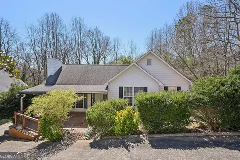 172 Shallow Ridge Ln NE, Kennesaw, GA 30144