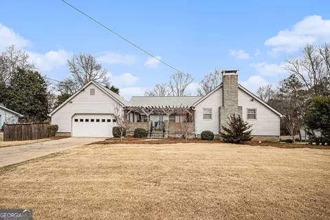 6325 S Summers Cir, Douglasville, GA 30135