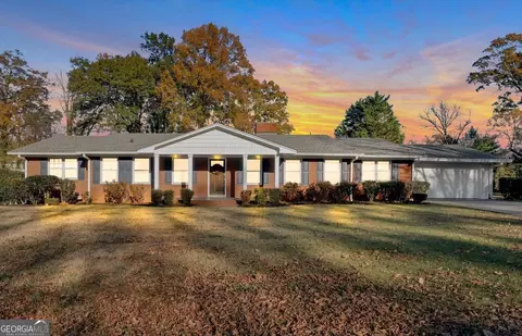 239 N Erwin St, Cartersville, GA 30120