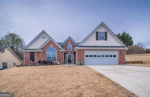 942 Fairmont Park Dr, Dacula, GA 30019