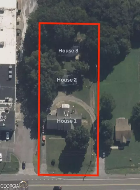 1308 S Wall St, Calhoun, GA 30701