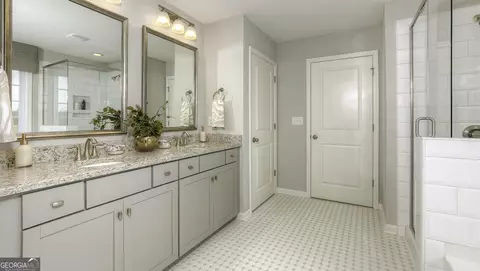 Bath - 1716 Goodwin Dr, Hampton, GA 30228 photo 1 of 4