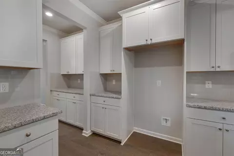Entry Way - 1716 Goodwin Dr, Hampton, GA 30228 photo 5 of 12