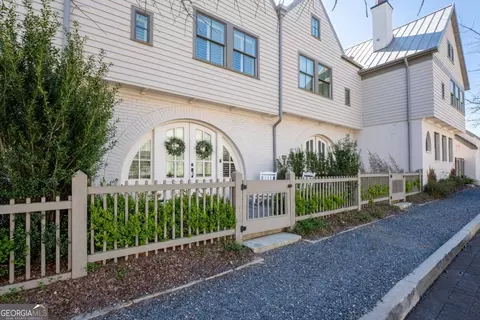 470 Heatherden Ave, Fayetteville, GA 30214