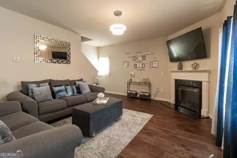 Living - 1127 Lehavre Ct, Hampton, GA 30228 photo 1 of 1