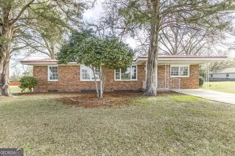 408 N Houston Lake Blvd, Centerville, GA 31028