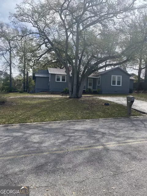 409 8th St SE, Moultrie, GA 31768