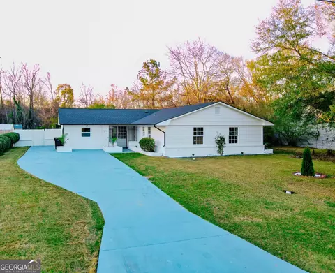 1216 Woodburn Ct, Columbus, GA 31907