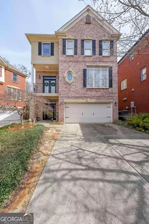 2476 Manor Walk, Decatur, GA 30030