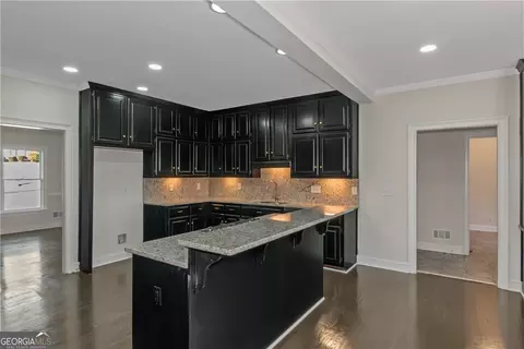 Kitchen - 880 Streamside Dr, Mcdonough, GA 30252 photo 5 of 6