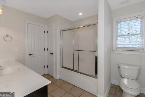 Bath - 880 Streamside Dr, Mcdonough, GA 30252 photo 2 of 3